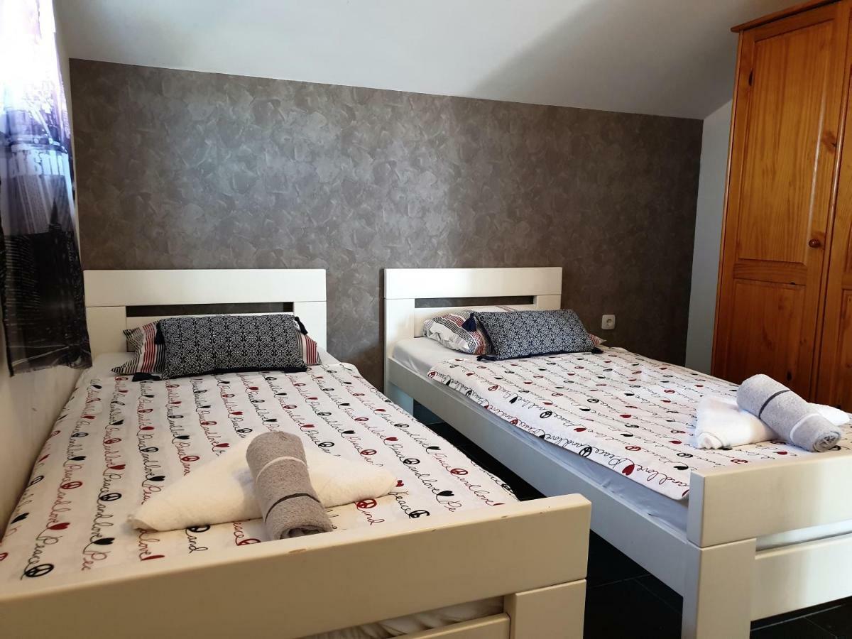 Apartments Bellevue Новалья Экстерьер фото